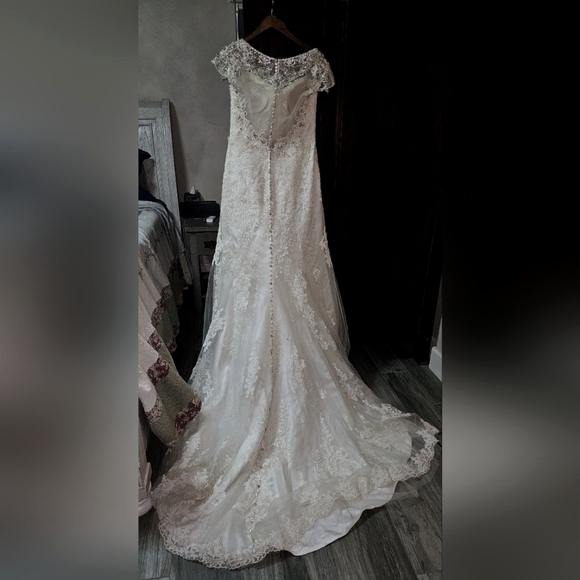 Justin Alexander wedding dress style 9733 size 20 - Picture 10 of 12